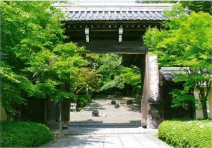 総門with僧侶web
